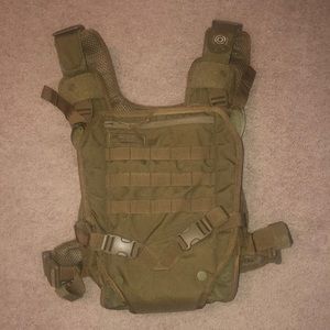 Infant/child carrier